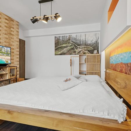 Wooden Touch Studio Brasov Ngoại thất bức ảnh