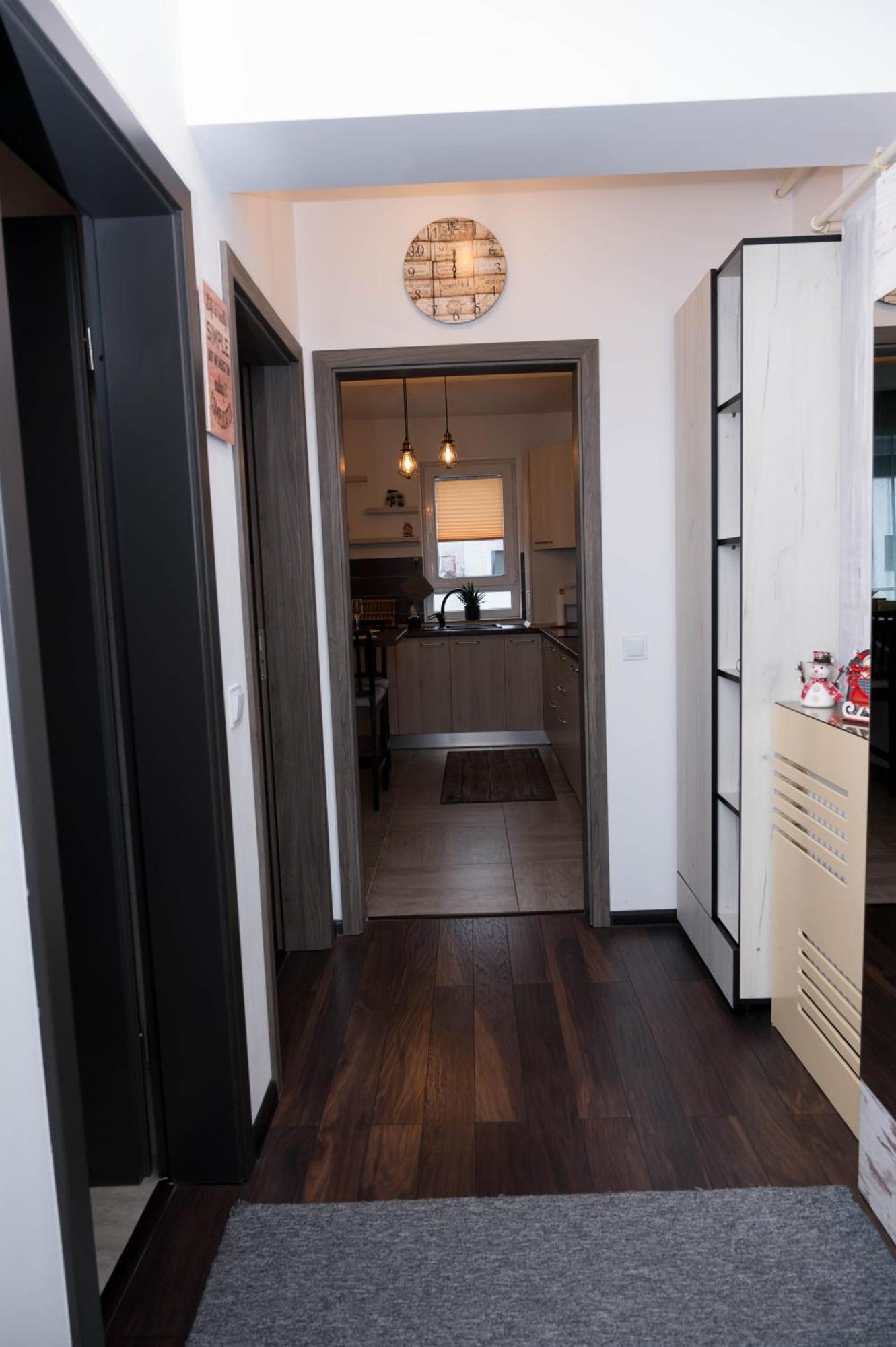 Wooden Touch Studio Brasov Ngoại thất bức ảnh