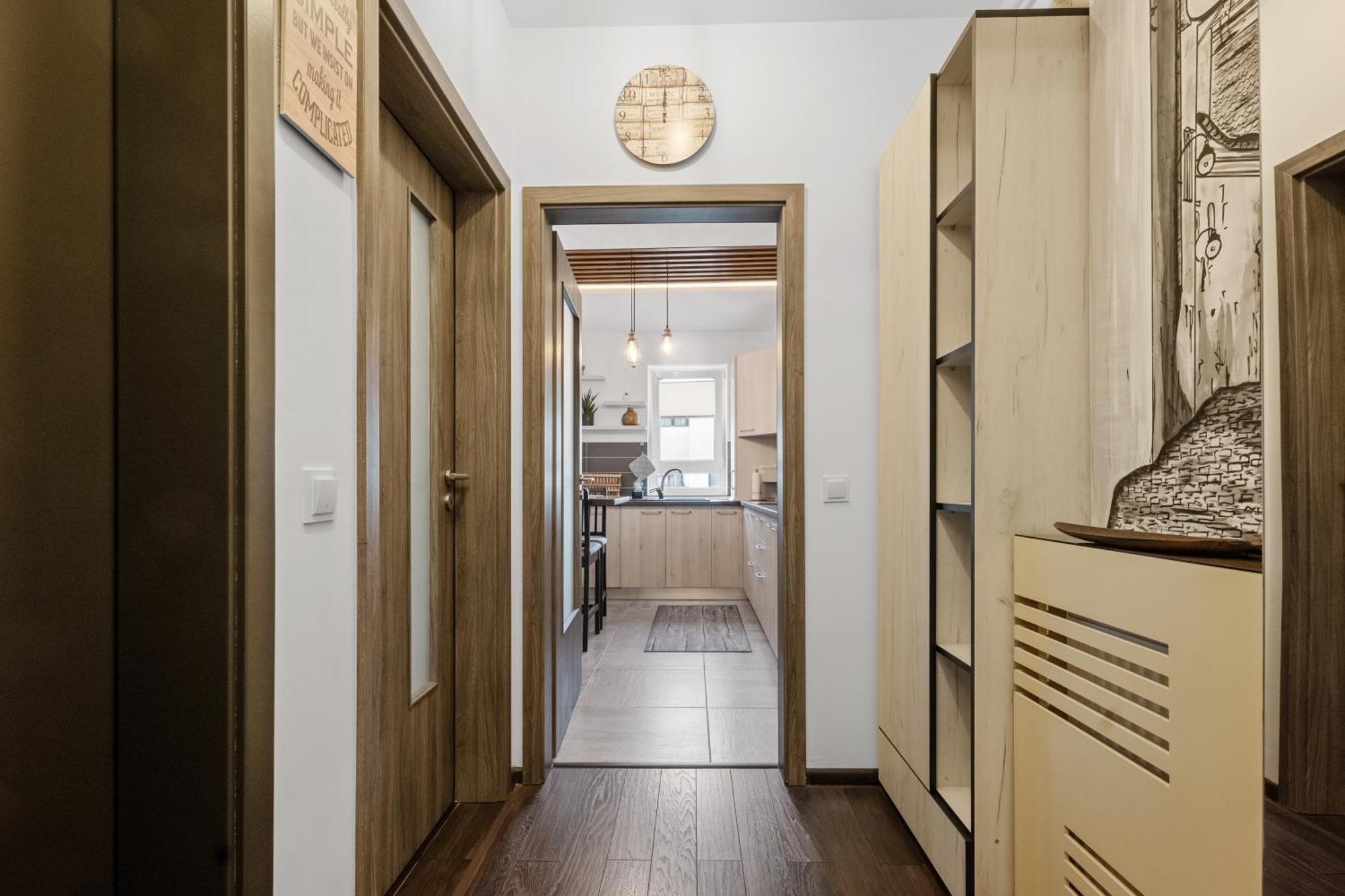 Wooden Touch Studio Brasov Ngoại thất bức ảnh