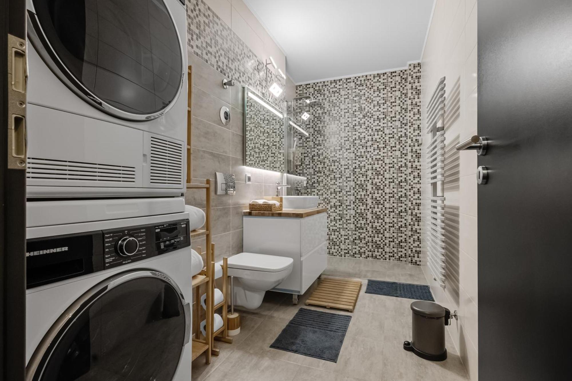 Wooden Touch Studio Brasov Ngoại thất bức ảnh